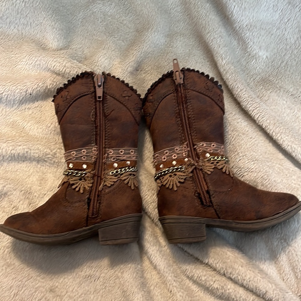 Paris Blues girls size 6 cute western boots mild wear, and tear. - Picture 2 of 6